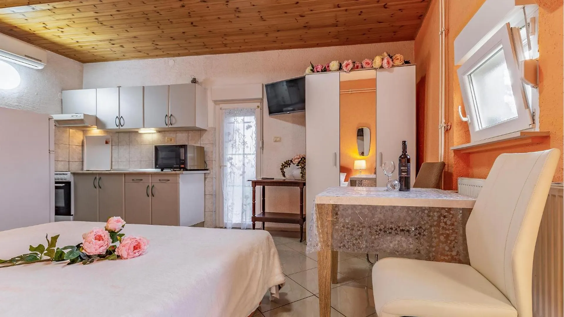 Pet Friendly Apartment In Medulin With Wifi
